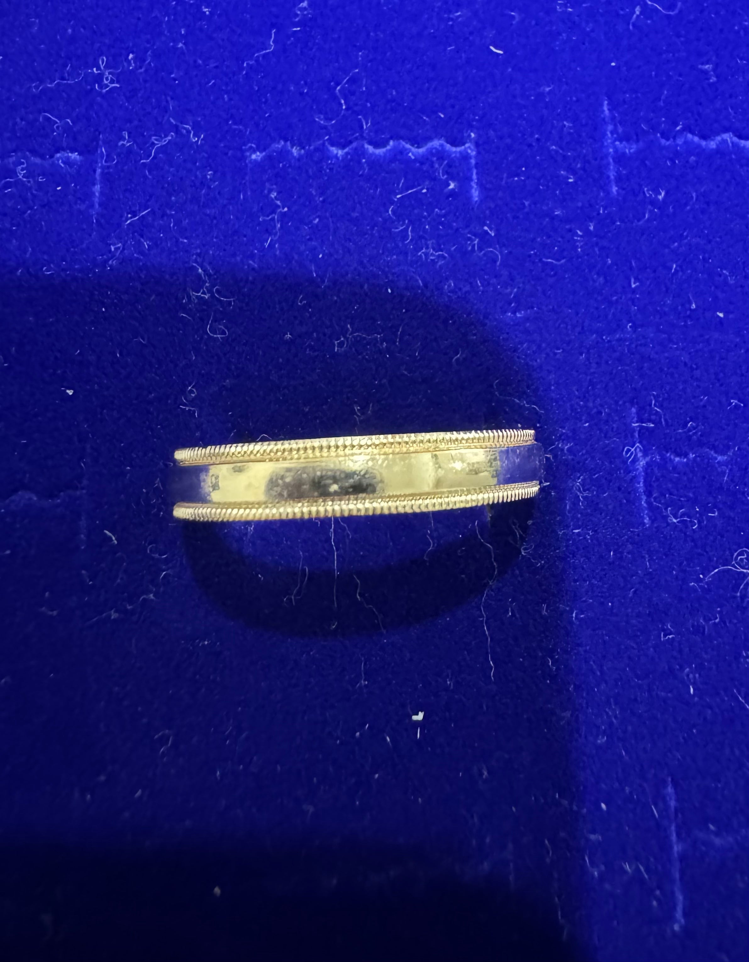 Yellow band